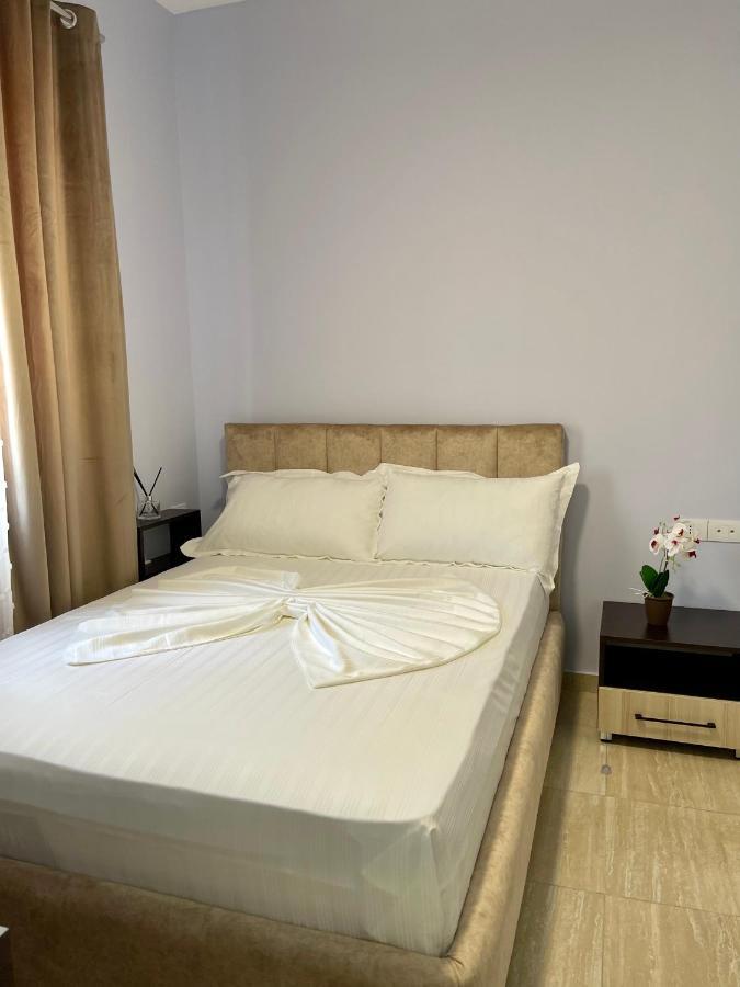 Monte Mare Hotel Vlorë Esterno foto