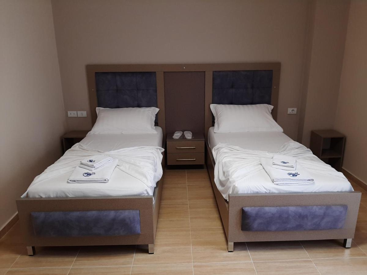 Monte Mare Hotel Vlorë Esterno foto